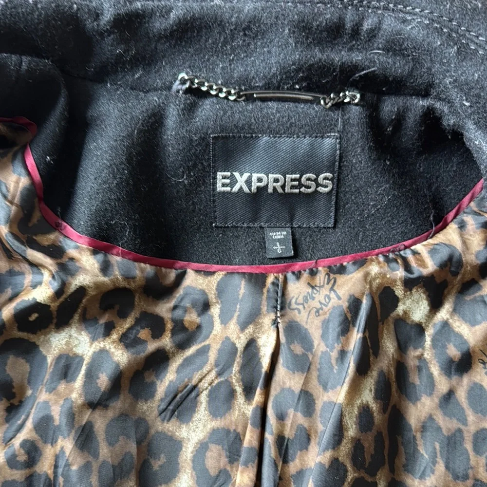 Express Women's Black Coat - Picture 2 of 3